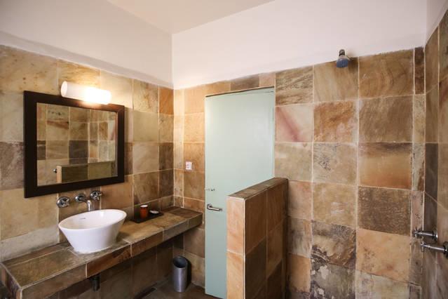 G 49 Bed & Breakfast Yeni Delhi Dış mekan fotoğraf