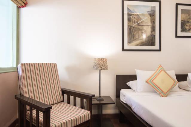 G 49 Bed & Breakfast Yeni Delhi Dış mekan fotoğraf