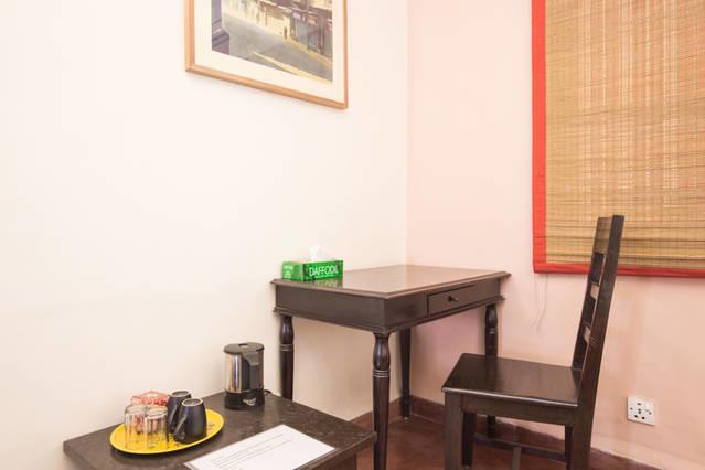 G 49 Bed & Breakfast Yeni Delhi Dış mekan fotoğraf