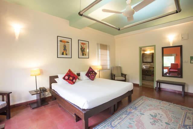 G 49 Bed & Breakfast Yeni Delhi Dış mekan fotoğraf