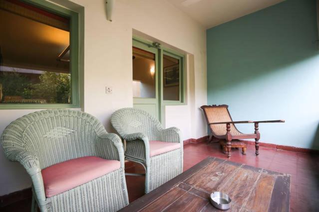 G 49 Bed & Breakfast Yeni Delhi Dış mekan fotoğraf
