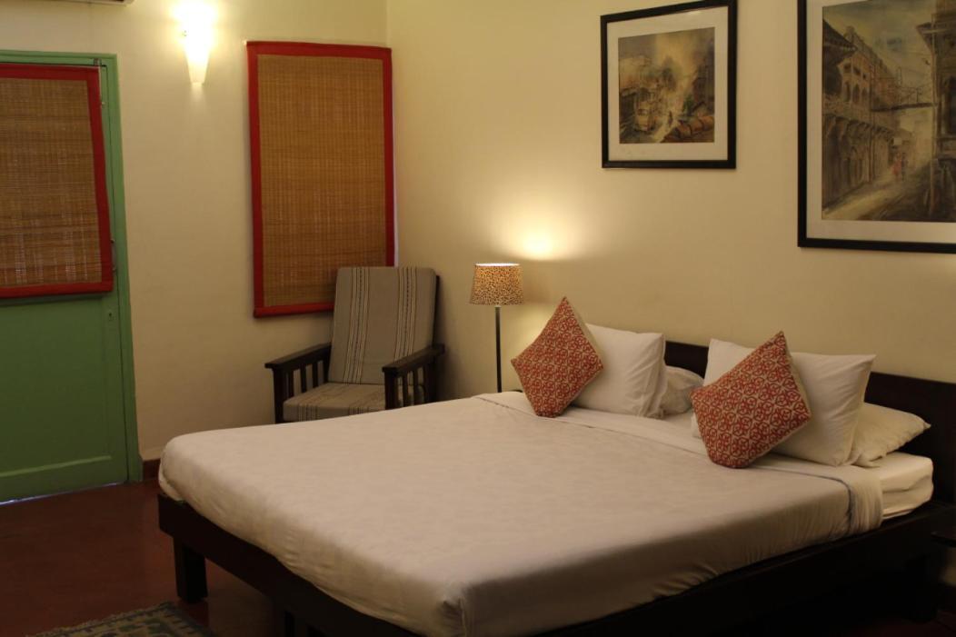 G 49 Bed & Breakfast Yeni Delhi Dış mekan fotoğraf